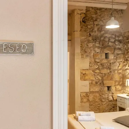 Casa de hóspedes Dedalo 3*